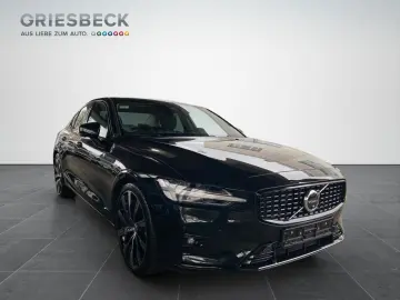 S60 AWD Ultimate Dark AHK STHZ 360Kamera 20''