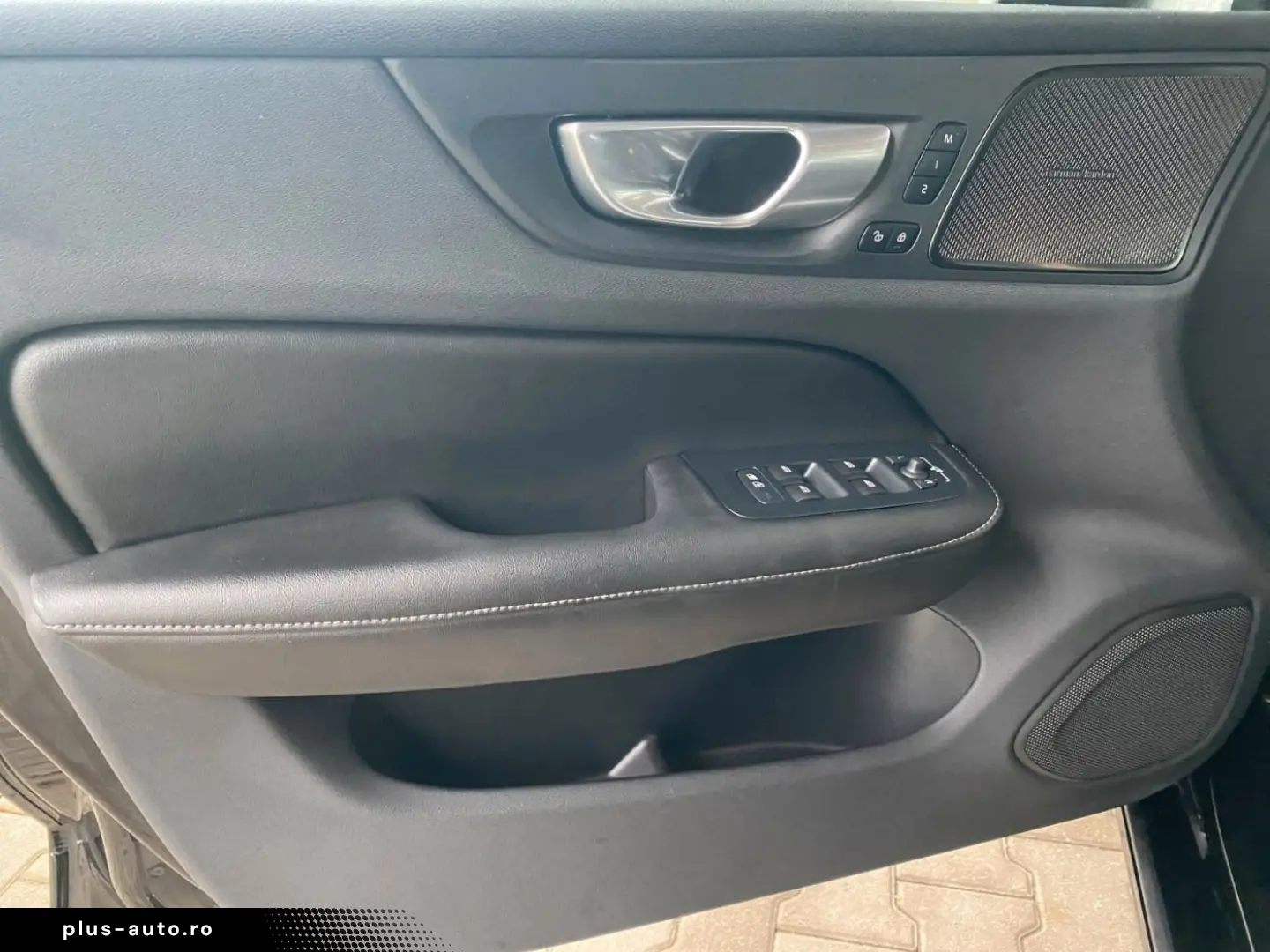 S60 AWD Ultimate Dark AHK STHZ 360Kamera 20''