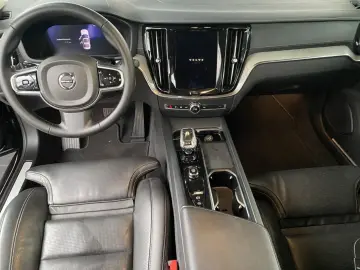 S60 AWD Ultimate Dark AHK STHZ 360Kamera 20''