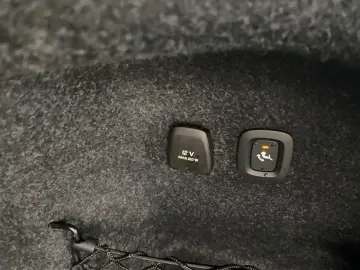 S60 AWD Ultimate Dark AHK STHZ 360Kamera 20''