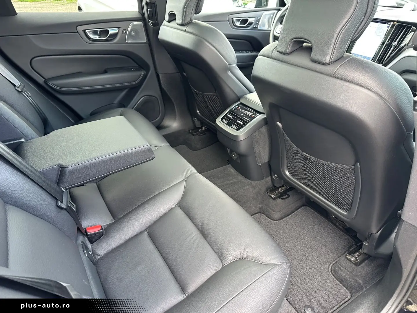 XC60 Ultimate Dark AWD Leder HuD Pano B&W 360