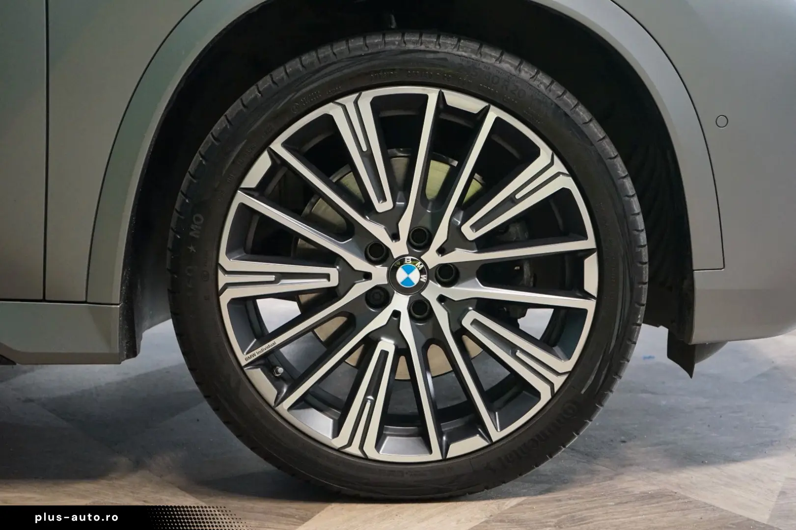 X1 xDRIVE23i PANO 360 HUD