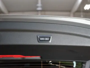 X1 xDRIVE23i PANO 360 HUD