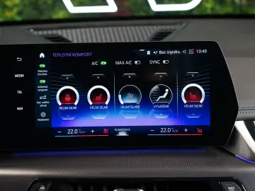 X1 xDRIVE23i PANO 360 HUD