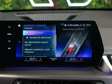 X1 xDRIVE23i PANO 360 HUD