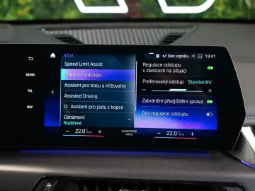 X1 xDRIVE23i PANO 360 HUD