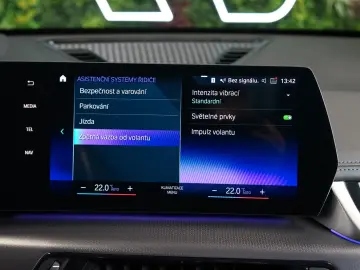 X1 xDRIVE23i PANO 360 HUD