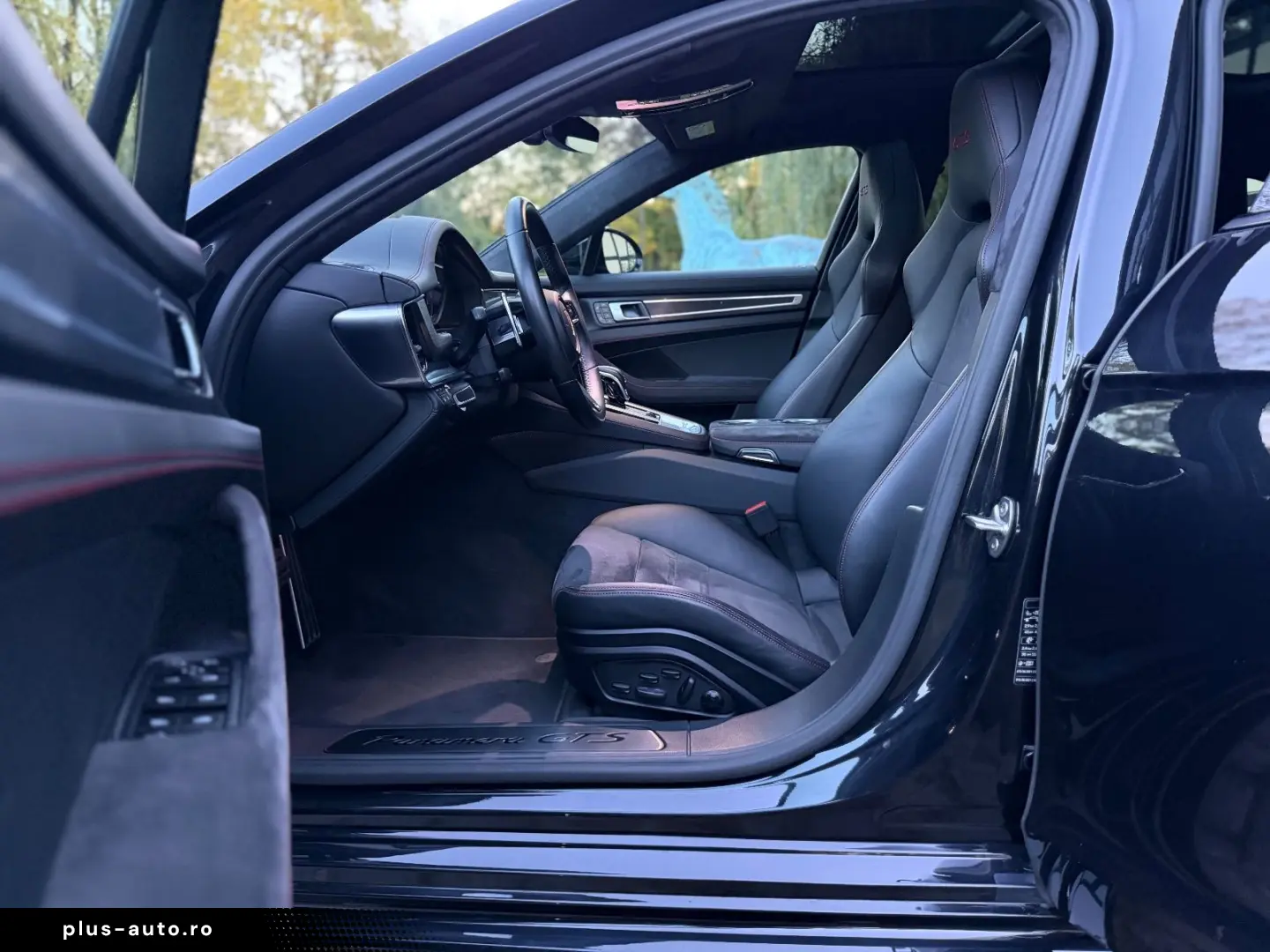 Panamera GTS Matrix H-UP Sport Design Approved