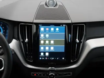 XC60 B5 B AWD Ultimate Dark B&W FOUR-C