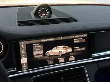 Panamera GTS SOURROUND VIEW PDCC PTVPLUS SOFORT