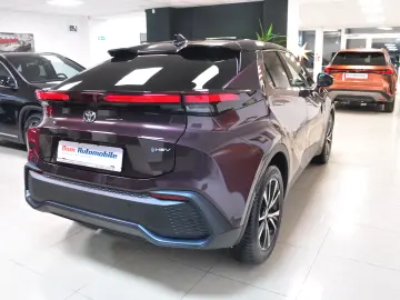 Toyota C-HR 1.8hybrid 140CP Team D LED NaviMare ACC