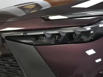 Toyota C-HR 1.8hybrid 140CP Team D LED NaviMare ACC