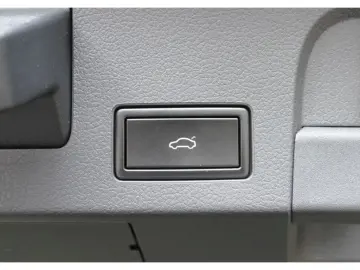 Arteon 2.0TDI 4M DSG R-Line LED Nav ACC DCC 360