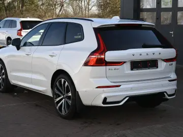 XC60 B5D AWD R-Design LUFT 360 H&K STHZ HUD QI