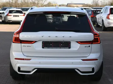 XC60 B5D AWD R-Design LUFT 360 H&K STHZ HUD QI
