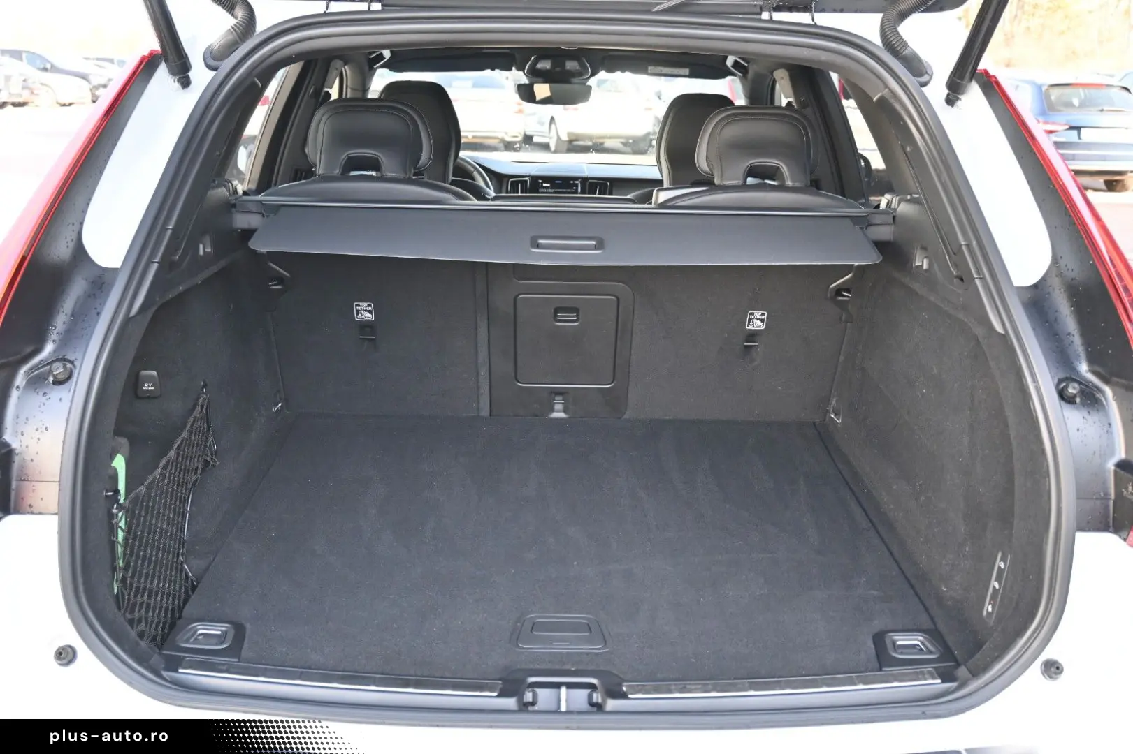 XC60 B5D AWD R-Design LUFT 360 H&K STHZ HUD QI