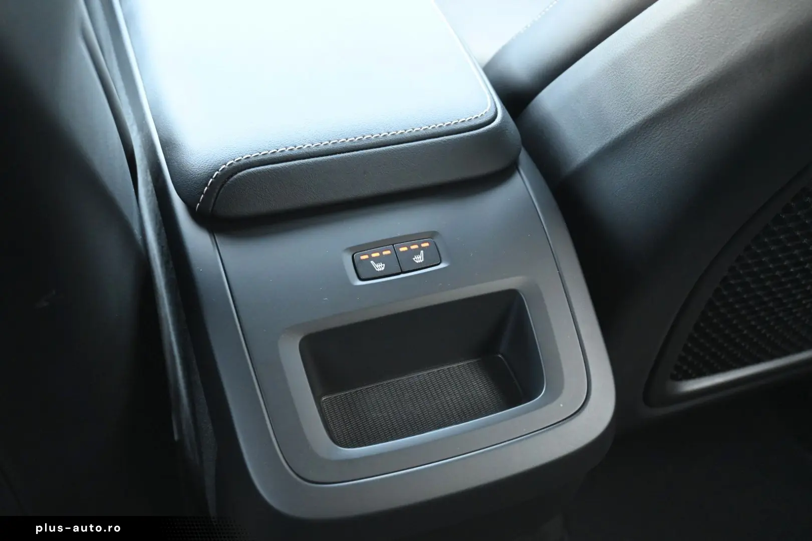 XC60 B5D AWD R-Design LUFT 360 H&K STHZ HUD QI