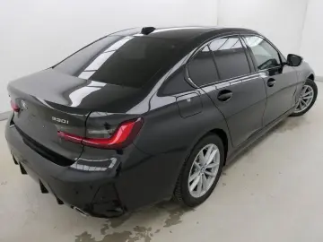 330i xDrive LCI M SPORT LiCoProf StopGo DA PA