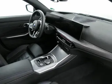 330i xDrive LCI M SPORT LiCoProf StopGo DA PA