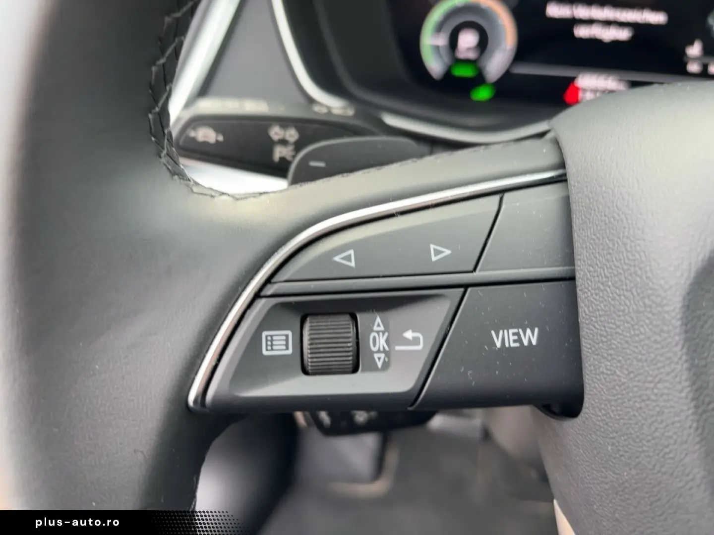 Q5 50 TFSI e Q. S line Kamera LED Navi DAB GRA