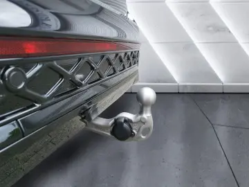 Tiguan 2.0 TDI R-Line 4x4 PAN BLACK NP 72.800¤ S