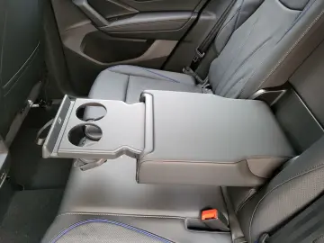 Tiguan 2.0 TDI R-Line 4x4 PAN BLACK NP 72.800¤ S