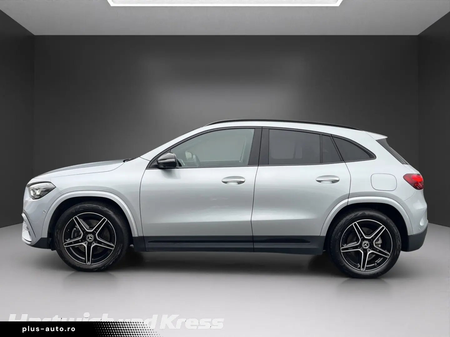 GLA 220 4Matic AMG Line AHK Pano Standhz Burmest