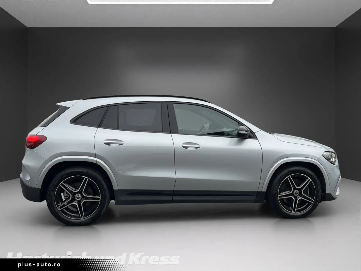 GLA 220 4Matic AMG Line AHK Pano Standhz Burmest