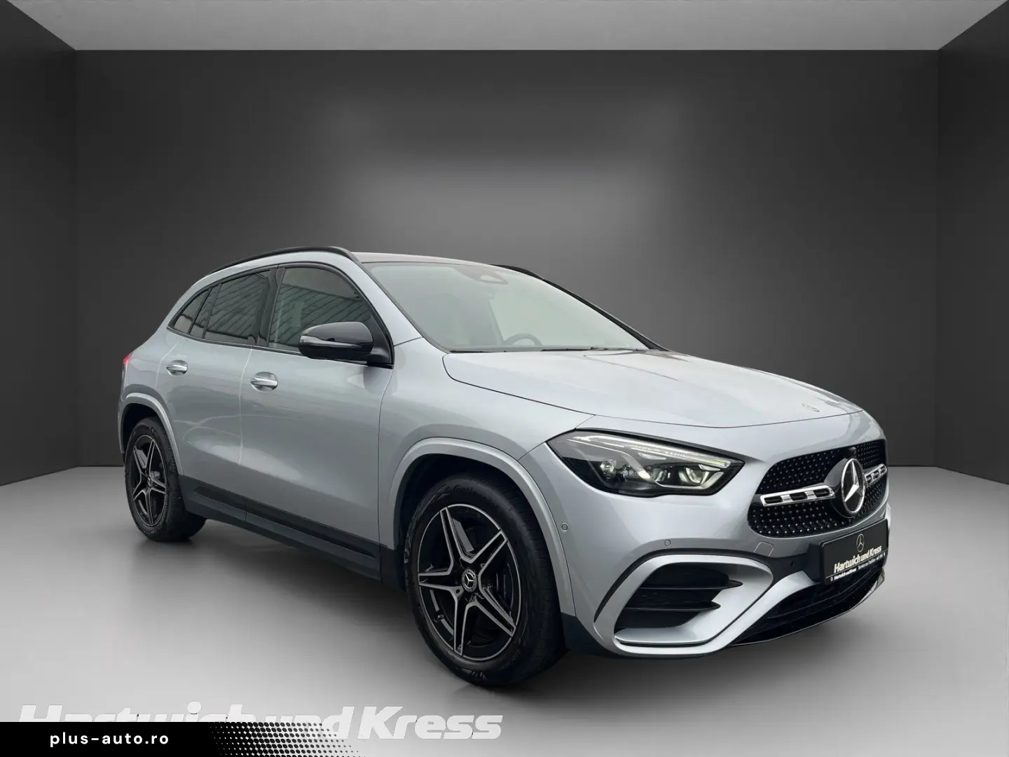 GLA 220 4Matic AMG Line AHK Pano Standhz Burmest