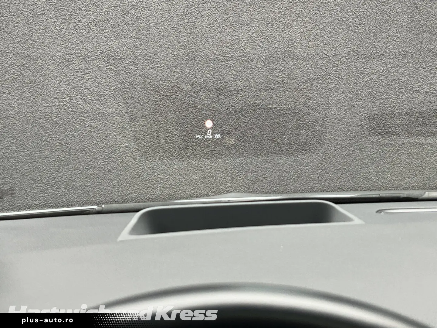 GLA 220 4Matic AMG Line AHK Pano Standhz Burmest