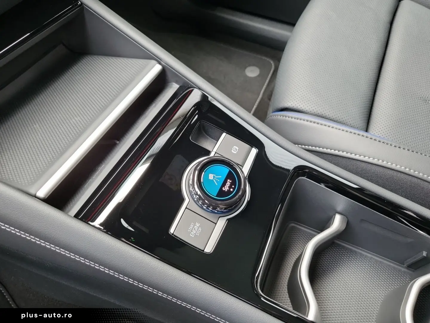 Tiguan 2.0 TDI R-Line 4x4 PAN BLACK NP 72.800¤ S