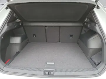 Tiguan 2.0 TDI R-Line 4x4 PAN BLACK NP 72.800¤ S