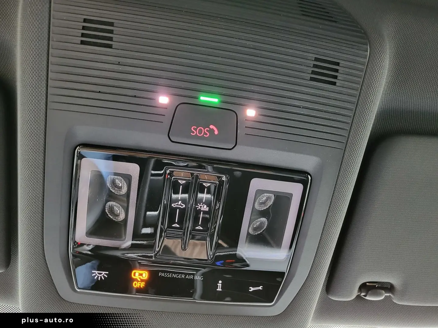 Tiguan 2.0 TDI R-Line 4x4 PAN BLACK NP 72.800¤ S