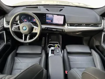 X1 xDr 25e M SPORT AdLED Pano HUD H K 360