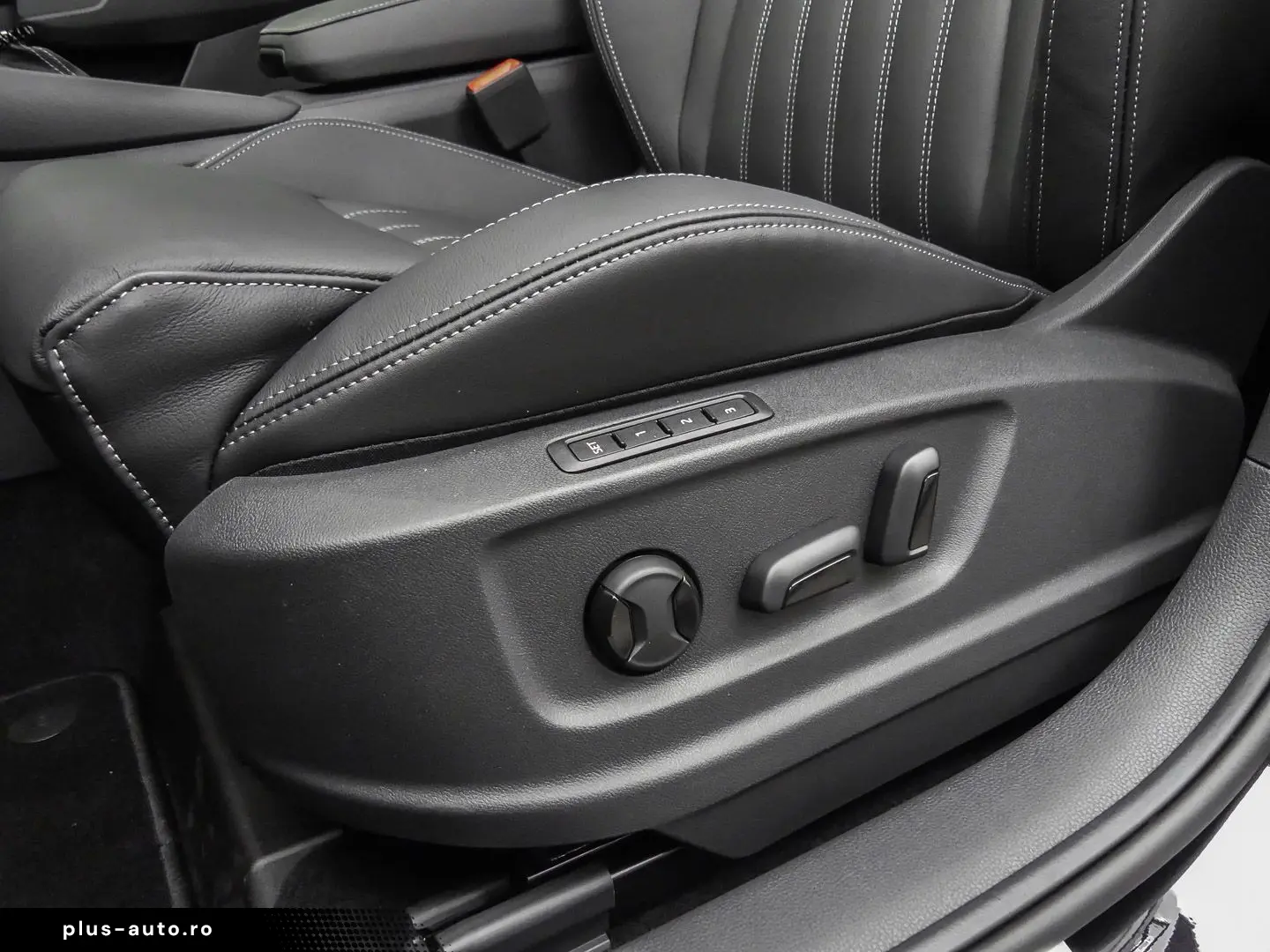 Karoq Sportline 2 0 TSI 140 kW 7-Gang-DSG 4x4