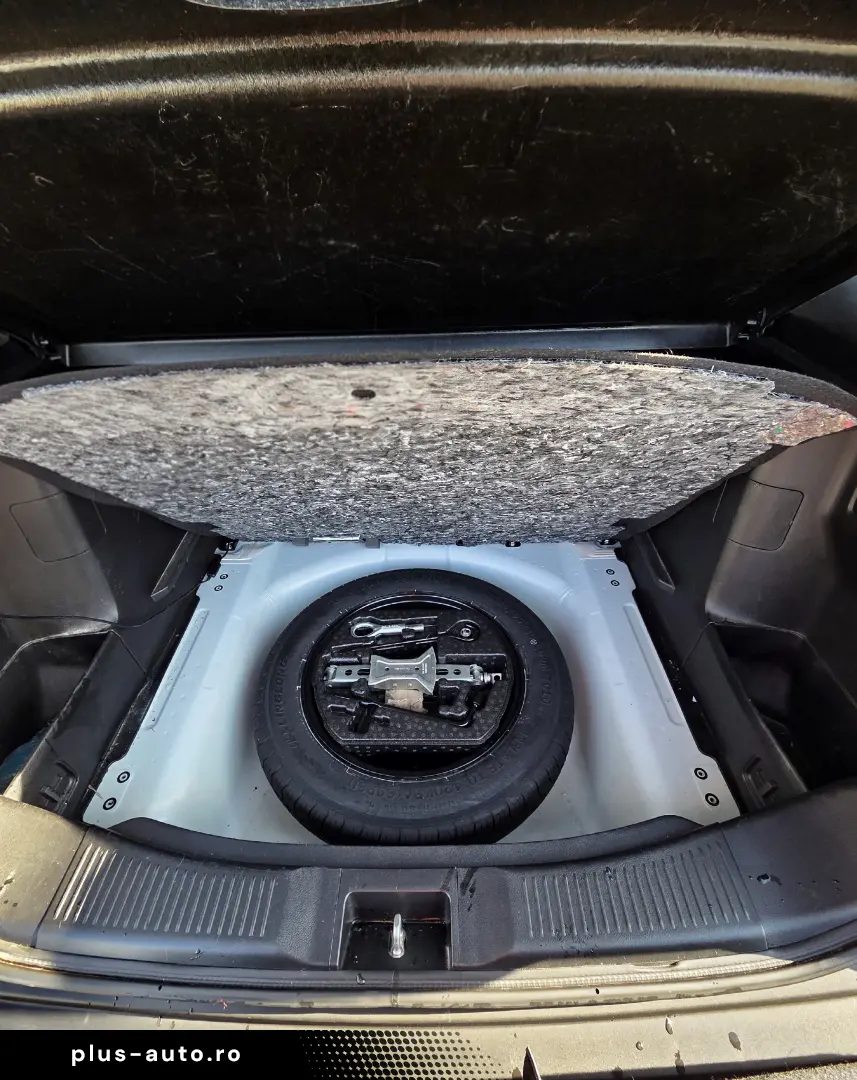 Suzuki (SX4) S-Cross