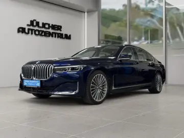 BMW 750i xDrive
