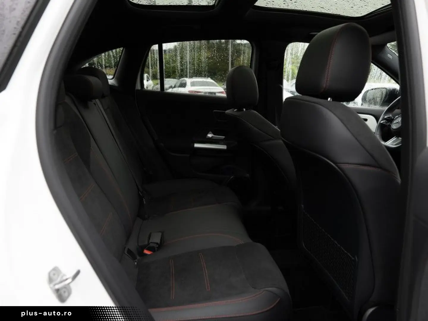 GLA 220 4M AMG-Sport MLB Pano Burm Distr Memo 19