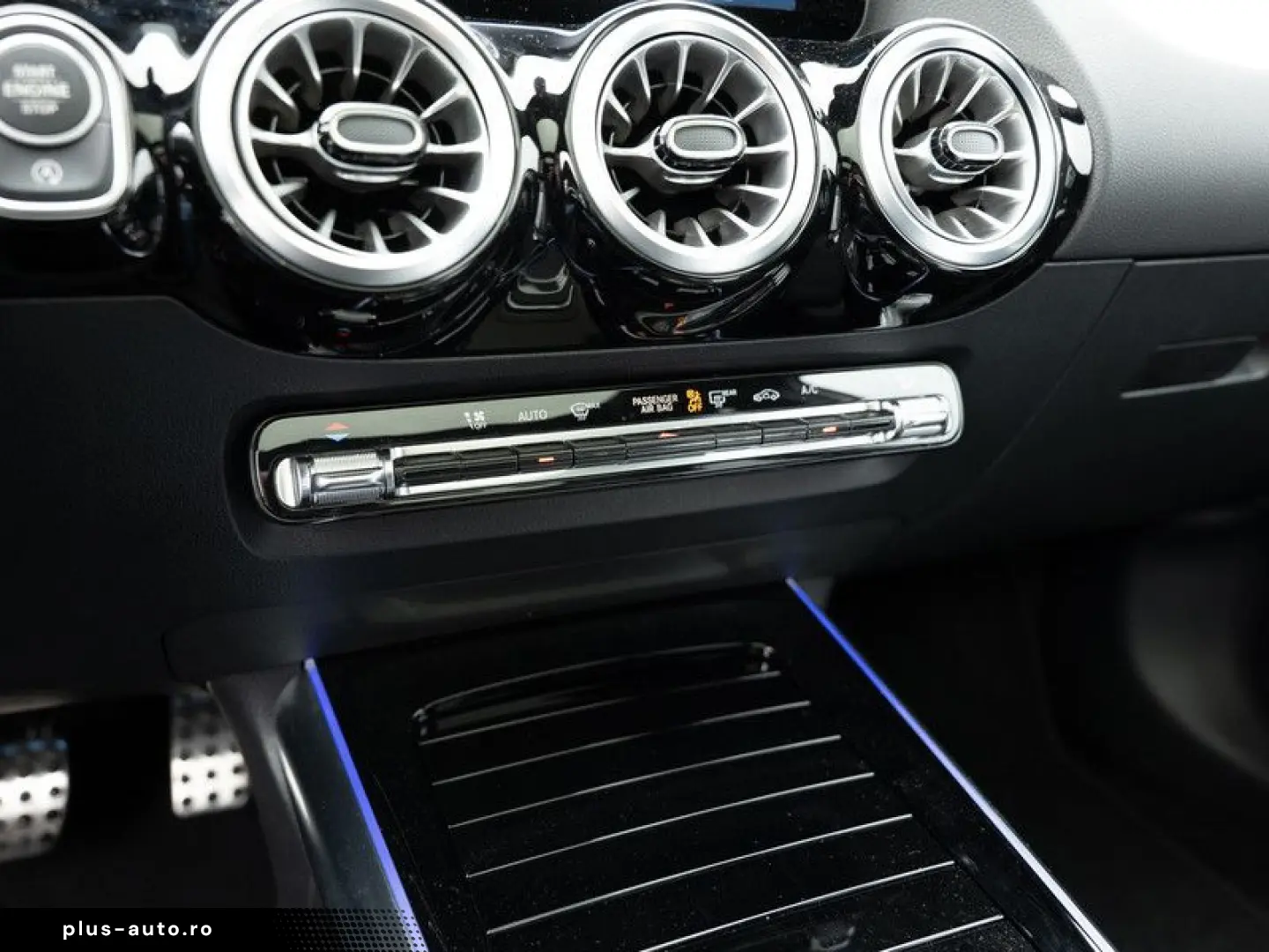 GLA 220 4M AMG-Sport MLB Pano Burm Distr Memo 19