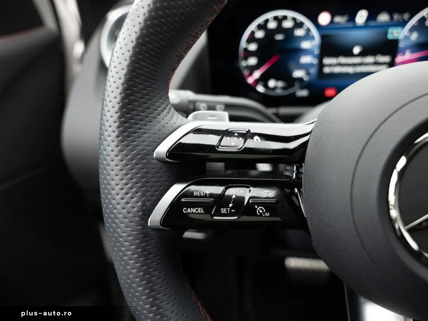 GLA 220 4M AMG-Sport MLB Pano Burm Distr Memo 19