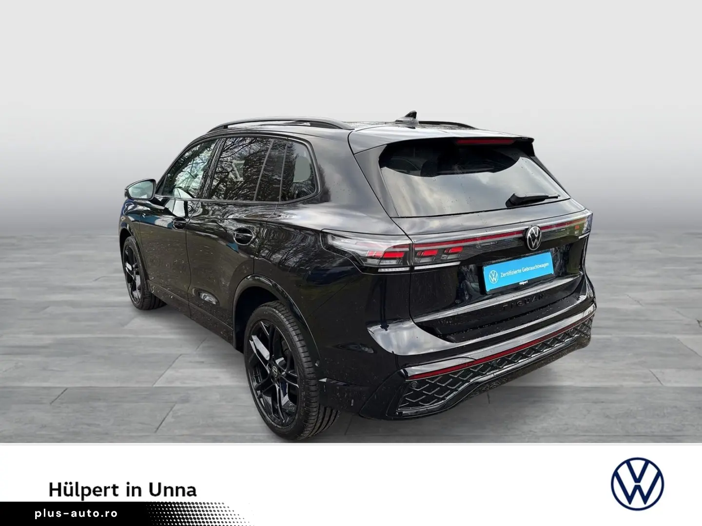 Tiguan 2.0 R-LINE BLACK STYLE 4X4 PANO AHK LM20