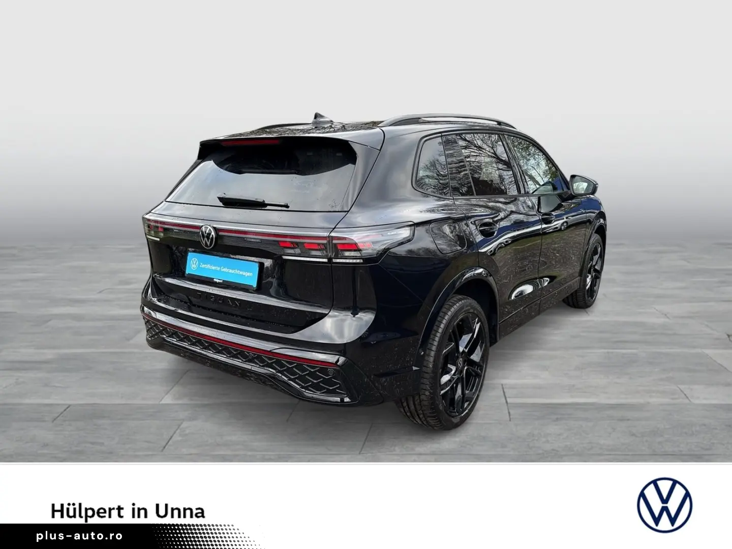 Tiguan 2.0 R-LINE BLACK STYLE 4X4 PANO AHK LM20