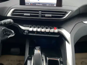 Peugeot 3008 BlueHDi 130 Stop & Start