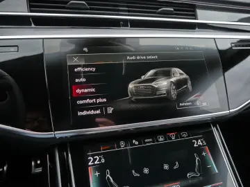 S8 TFSI quattro Matrix HuD B&O Nacht Massage 360