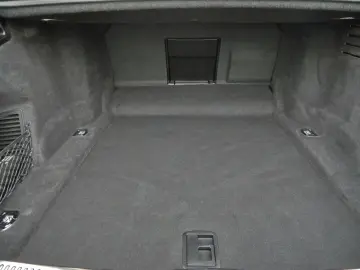 S8 TFSI quattro Matrix HuD B&O Nacht Massage 360