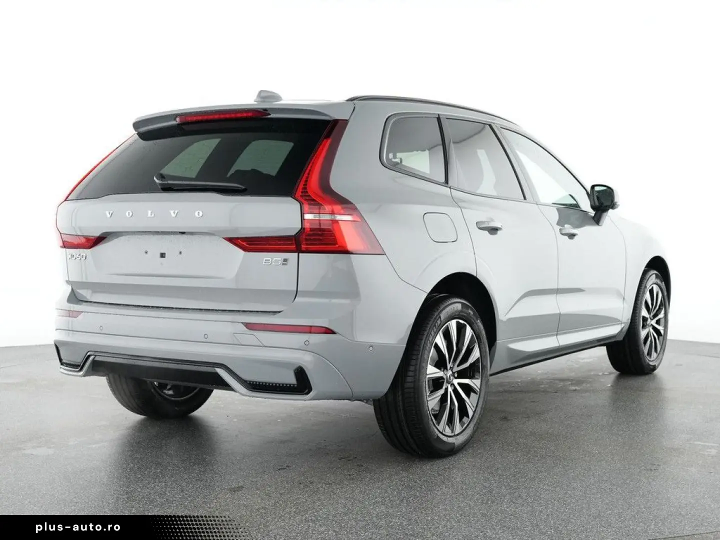 XC60 B5 B AWD Plus Dark FACEL. ACC AHK PANO 360