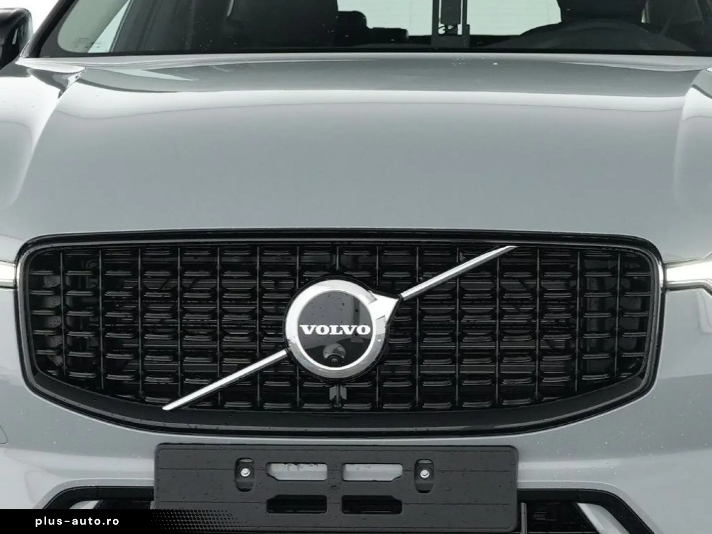 XC60 B5 B AWD Plus Dark FACEL. ACC AHK PANO 360