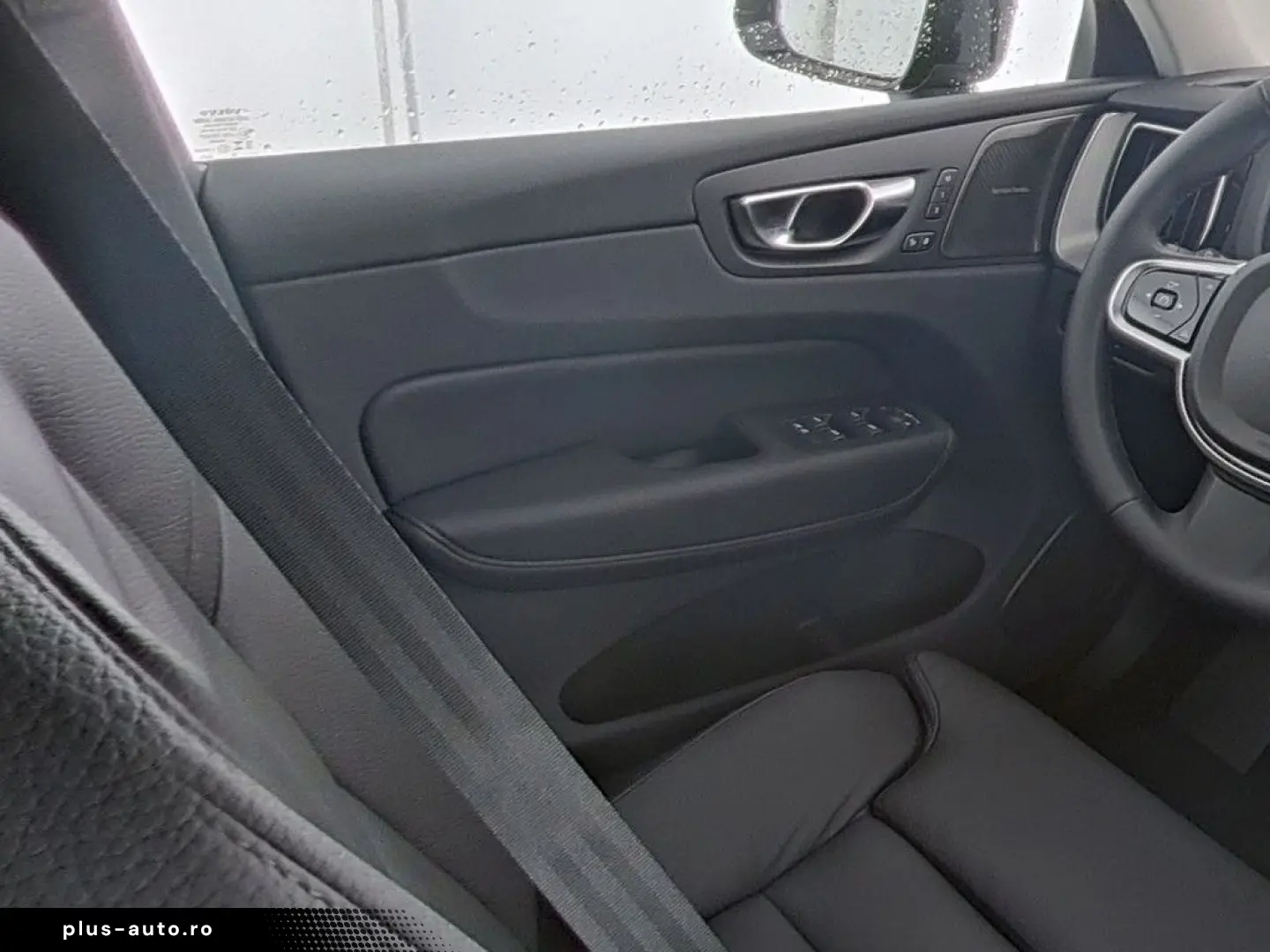 XC60 B5 B AWD Plus Dark FACEL. ACC AHK PANO 360