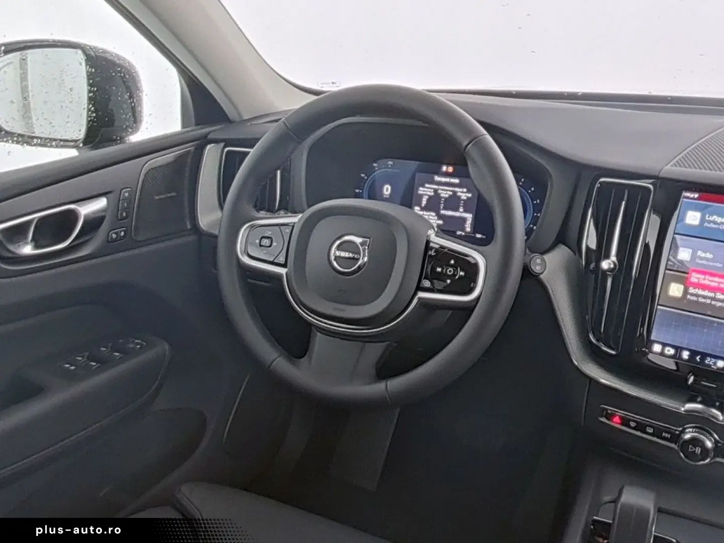 XC60 B5 B AWD Plus Dark FACEL. ACC AHK PANO 360