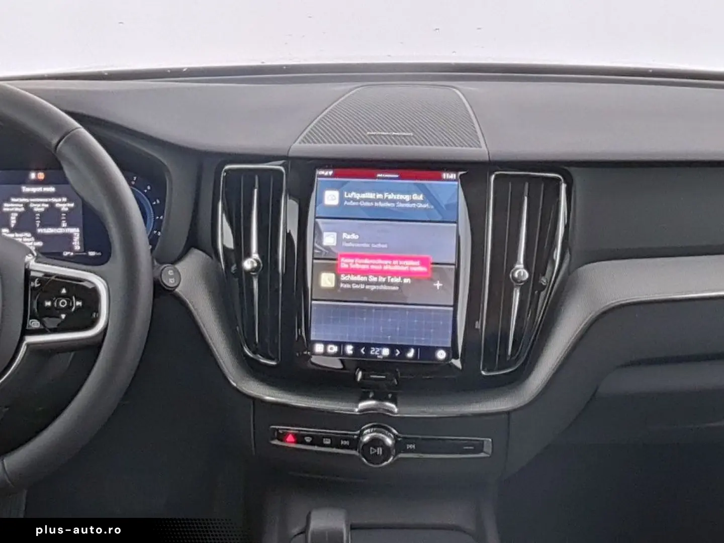 XC60 B5 B AWD Plus Dark FACEL. ACC AHK PANO 360